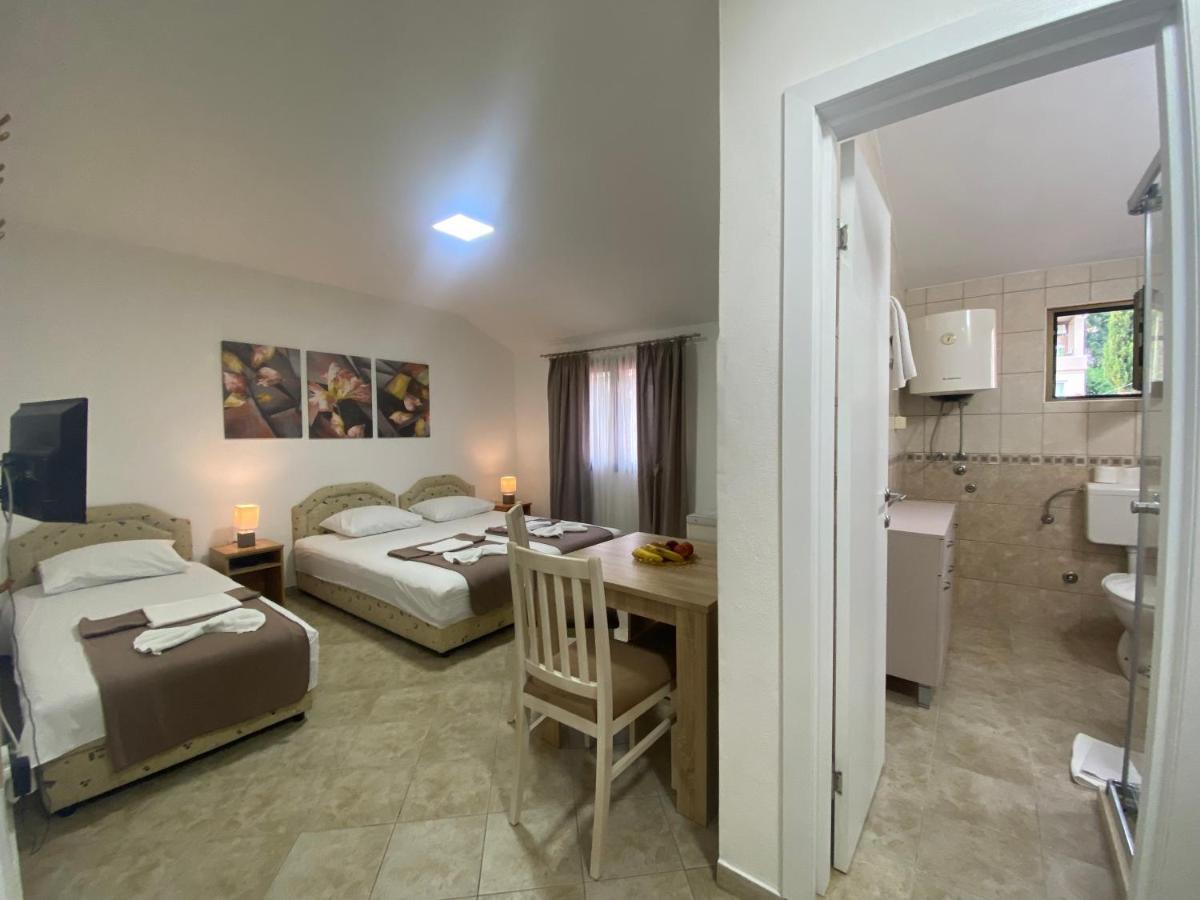 Matej Apartment Budva Bagian luar foto