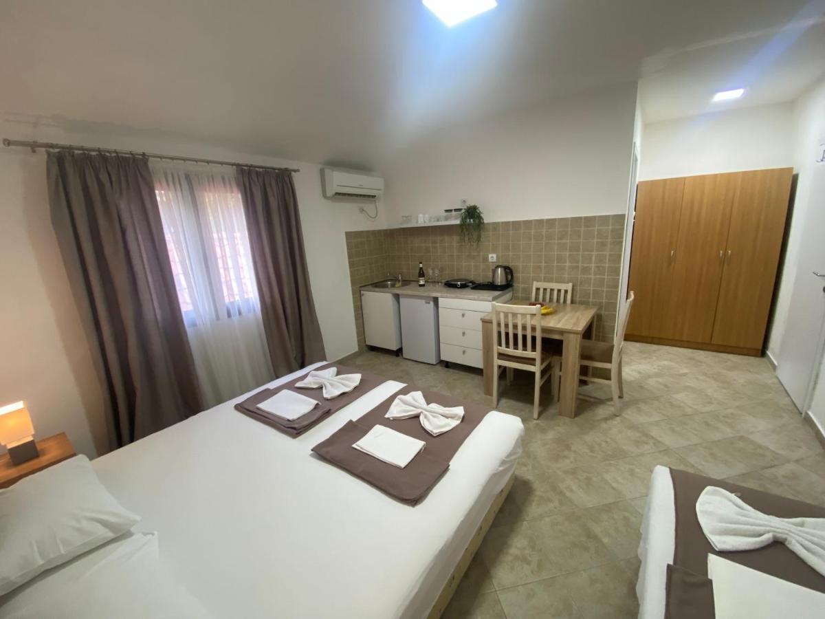 Matej Apartment Budva Bagian luar foto